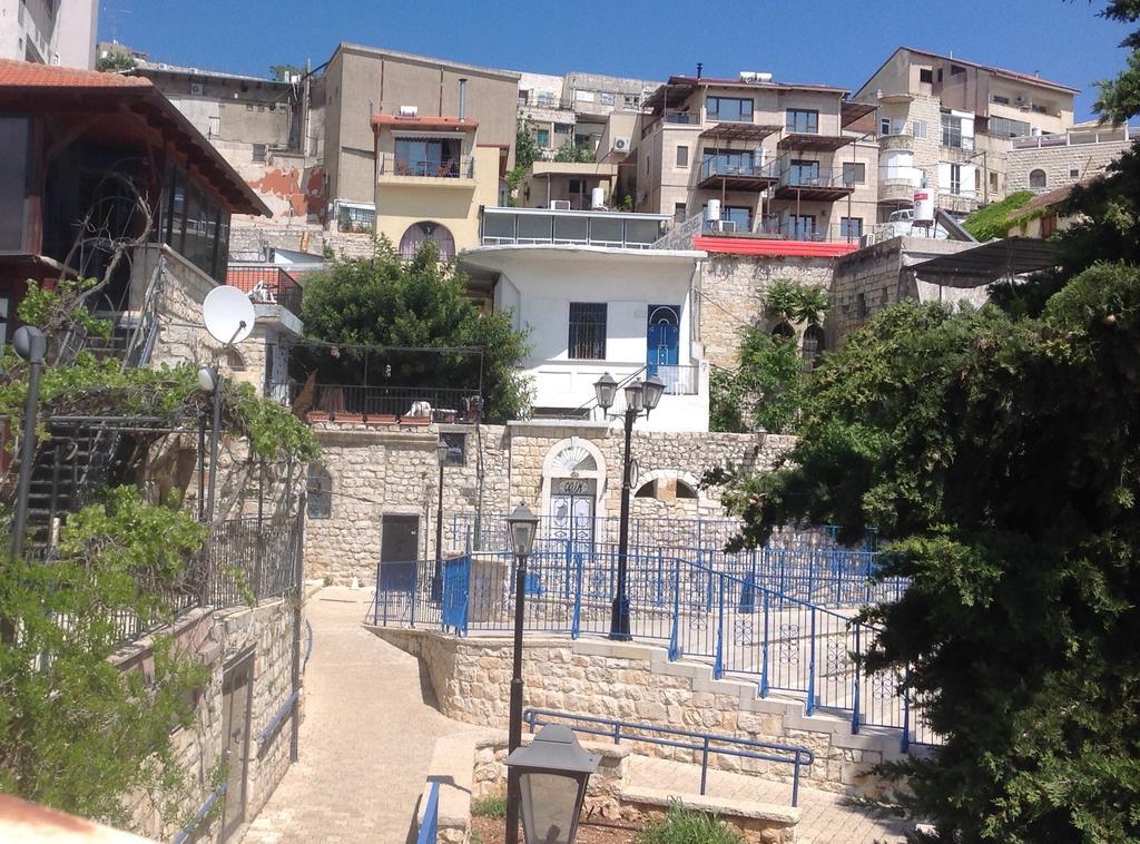 Off The Square Ξενοδοχείο Safed Εξωτερικό φωτογραφία